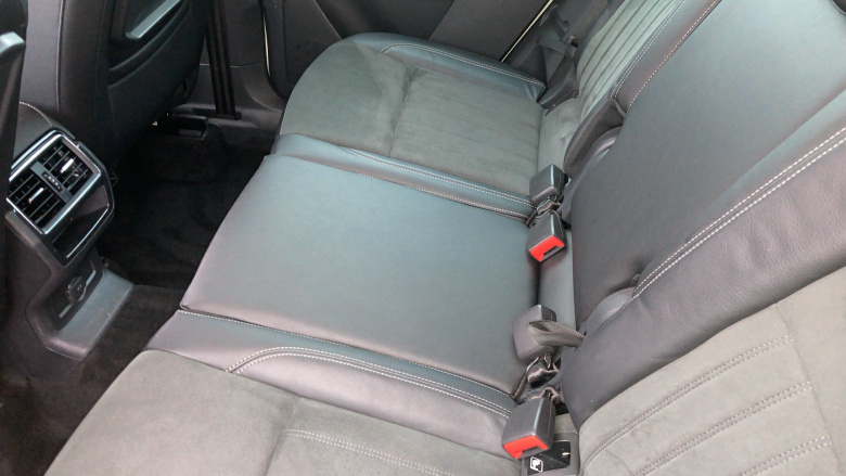 Skoda Karoq 1.0 TSI SE L 5dr DSG Petrol Estate